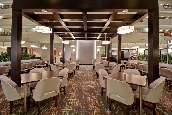 Embassy Suites By Hilton Hotel Little Rock image 3