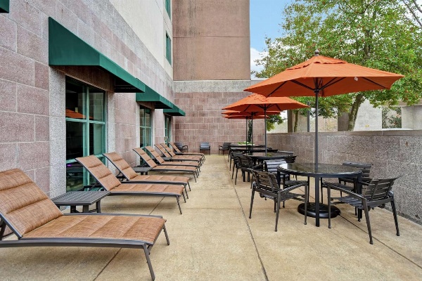 Embassy Suites By Hilton Hotel Little Rock image 4